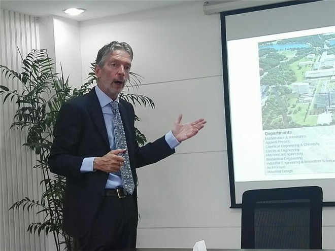 荷兰埃因霍芬理工大学副校长laurentnelissen教授来访我校